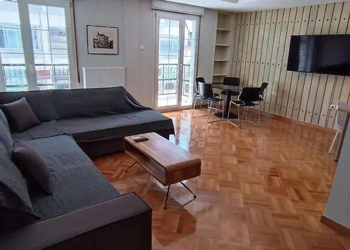 Artemis Plaza Suites